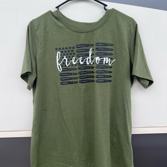 Army Green Shirt Large - Picture 1 of 3